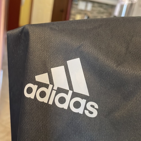 💙⬇️ $19.00 ⬇️ Men’s Adidas Golf Climastorm medium windbreaker - Picture 4 of 5